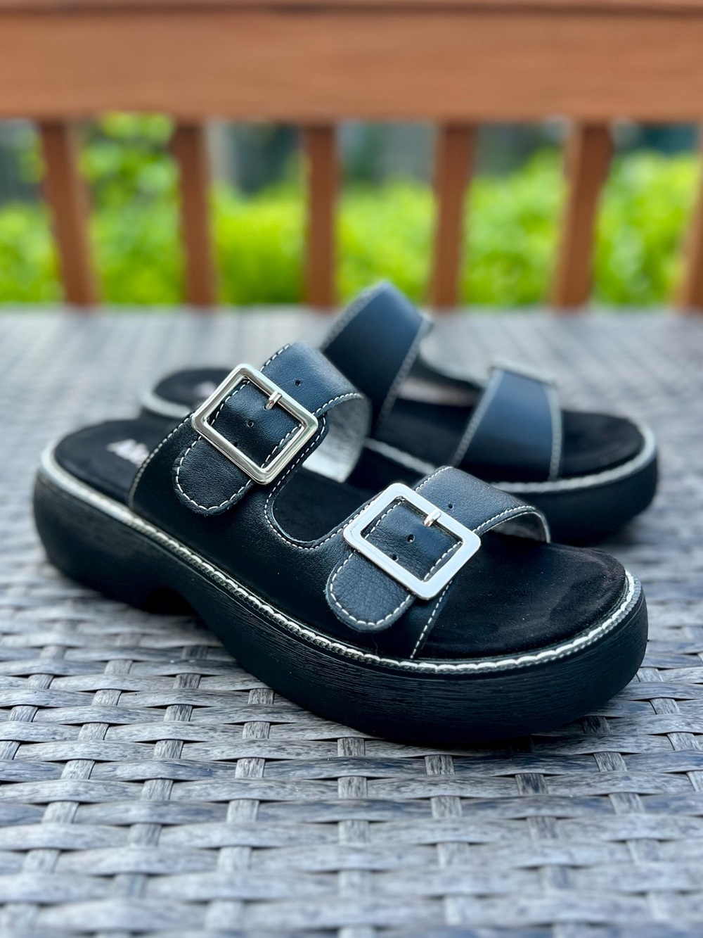 Alegria Iza Black Double-Buckle Platform Slide Sandals size EU 40, US 9.5